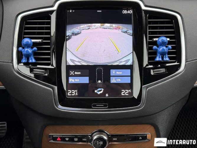 Volvo XC 90 45 interauto-car