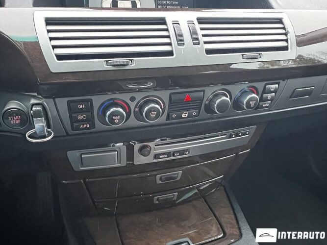 BMW 745 43 interauto-car