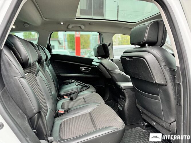 Renault Grand Scenic 47 interauto-car