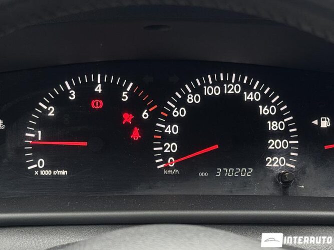 Toyota Corolla 36 interauto-car