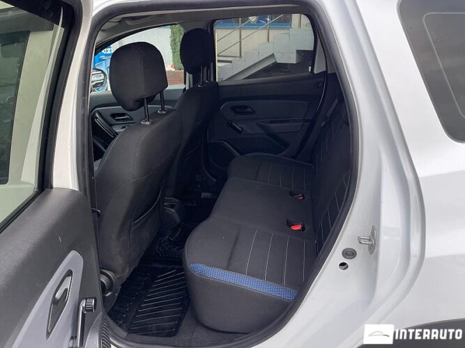 Dacia Duster 46 interauto-car