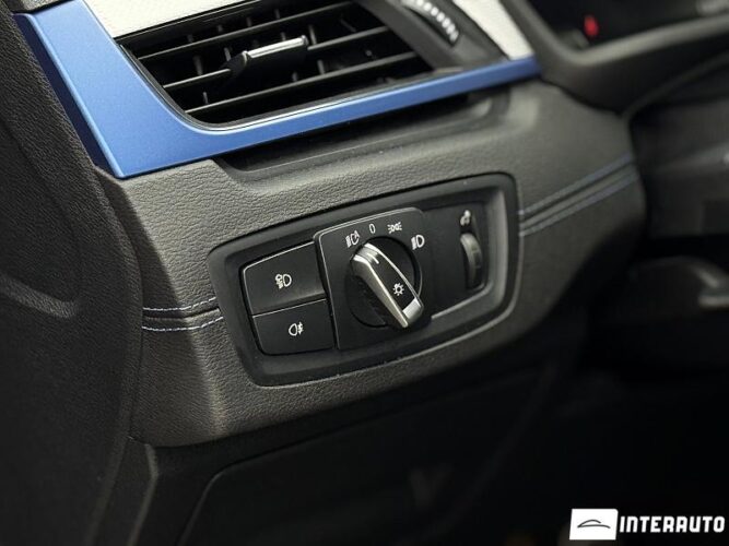 BMW X2 1.8i 35 interauto-car