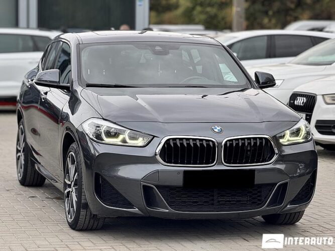 BMW X2 1.8i 30 interauto-car