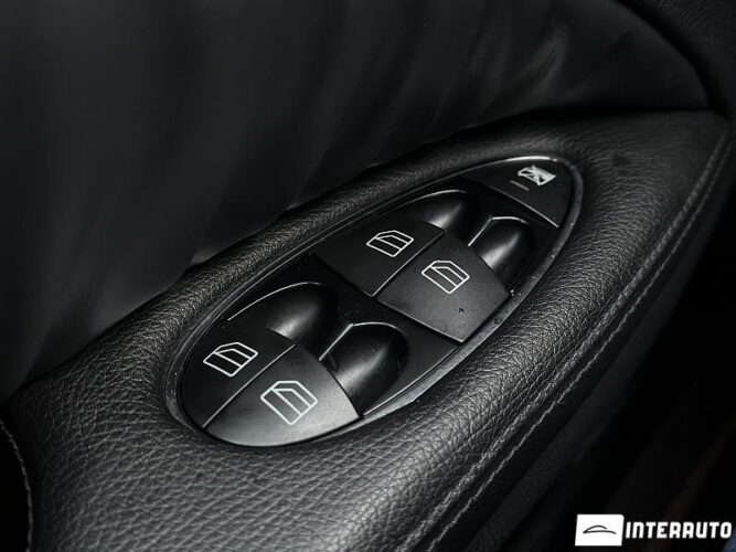 Mercedes E 420 42 interauto-car