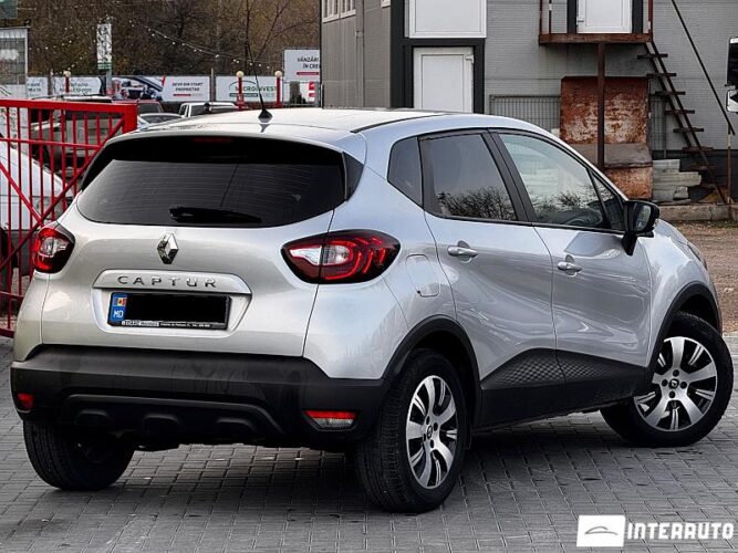 Renault Captur 32 interauto-car