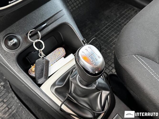 Renault Captur 40 interauto-car