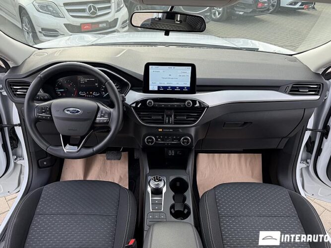 Ford Kuga 35 interauto-car
