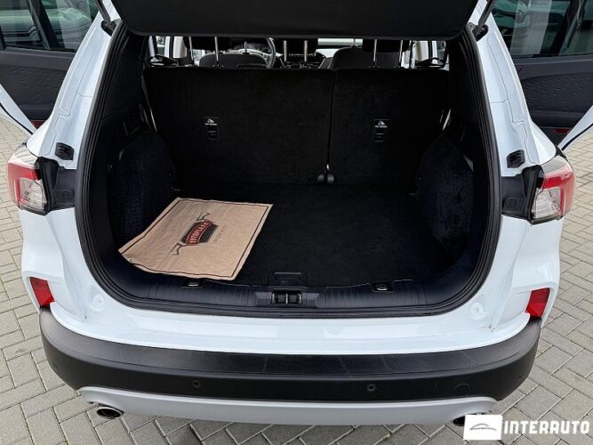 Ford Kuga 48 interauto-car