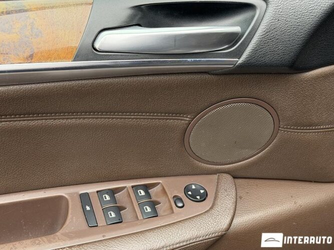 BMW X5 3.0D 35 interauto-car
