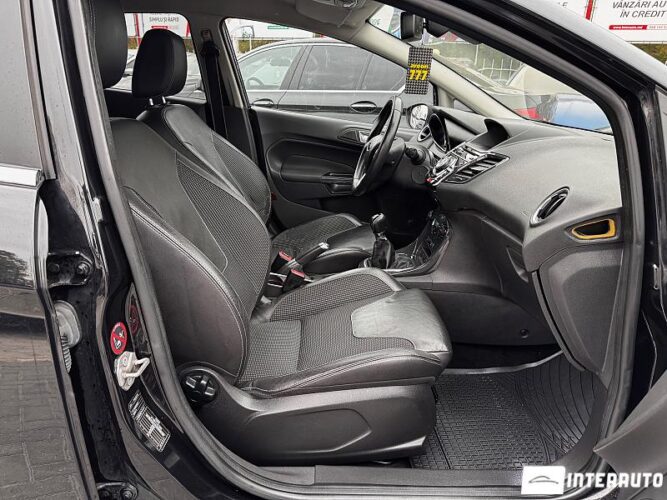 Ford Fiesta 34 interauto-car