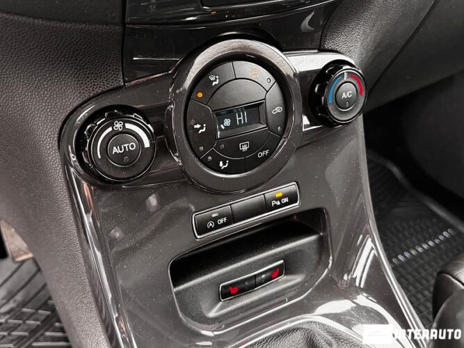 Ford Fiesta 43 interauto-car