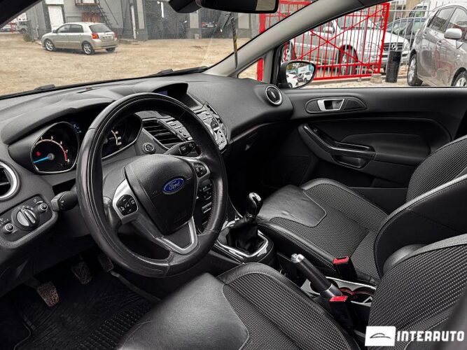 Ford Fiesta 42 interauto-car