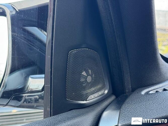 BMW X5 4.0e 40 interauto-car