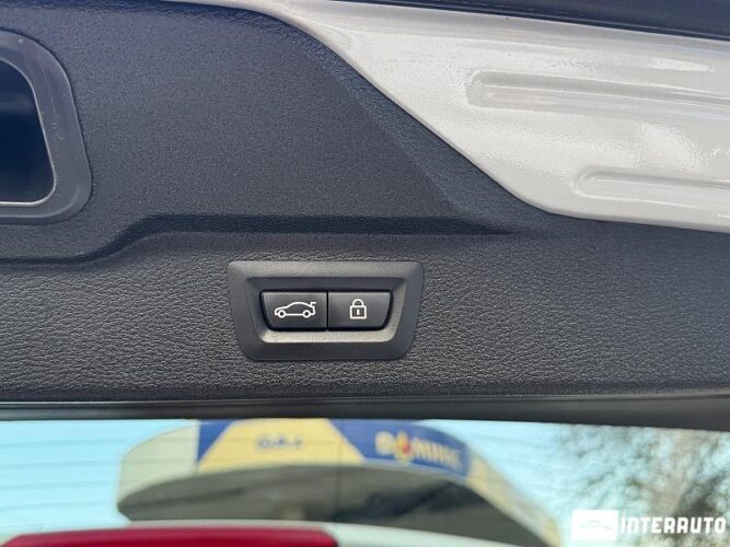 BMW X5 4.0e 49 interauto-car