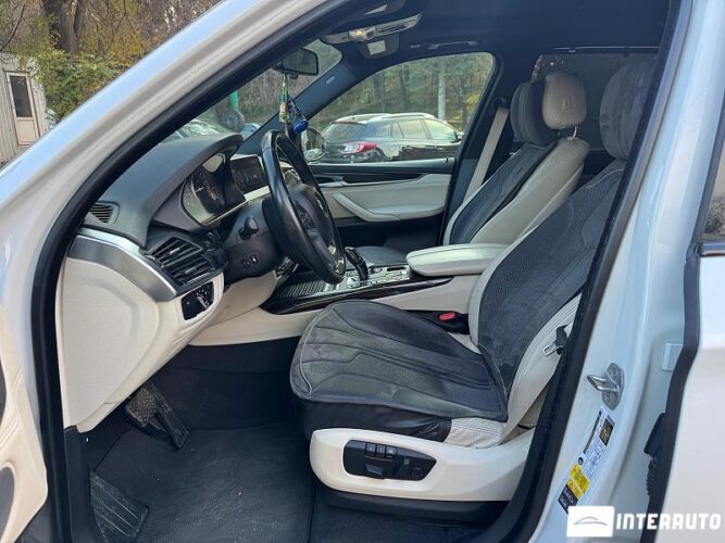 BMW X5 4.0e 35 interauto-car