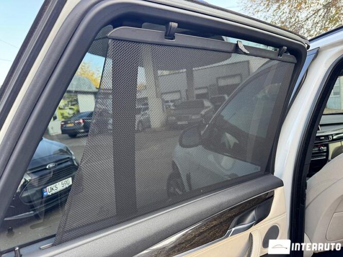 BMW X5 4.0e 48 interauto-car