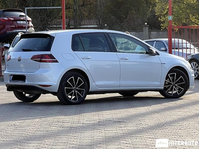 Volkswagen Golf GTE 34 interauto-car