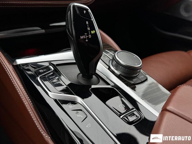 BMW 530e 54 interauto-car