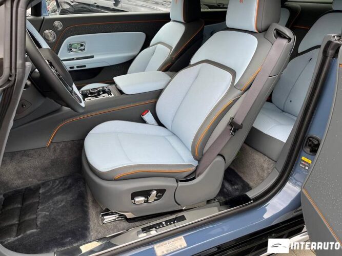 Rolls-Royce Spectre 56 interauto-car