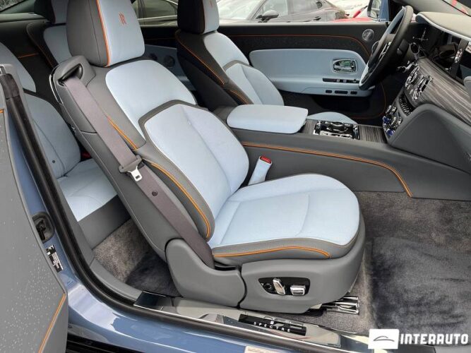 Rolls-Royce Spectre 57 interauto-car