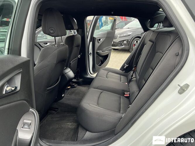 Chevrolet Malibu 41 interauto-car