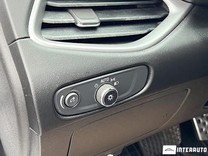 Chevrolet Malibu 47 interauto-car