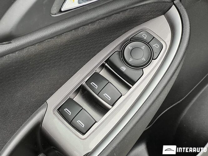 Chevrolet Malibu 46 interauto-car