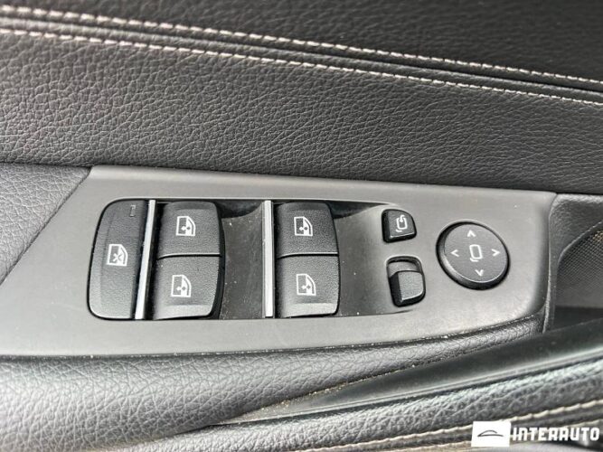 BMW 520 36 interauto-car