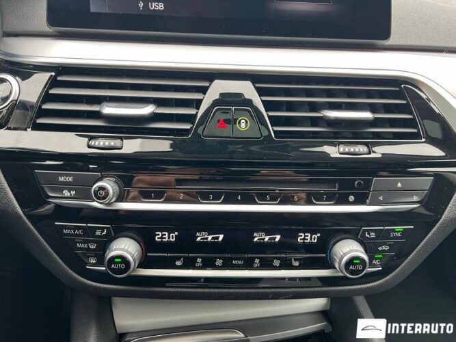 BMW 520 44 interauto-car