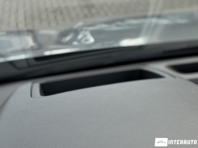 Kia Sorento 51 interauto-car