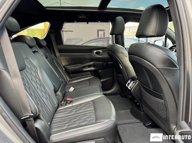 Kia Sorento 61 interauto-car