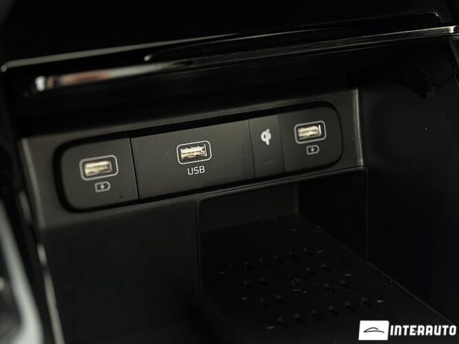 Kia Sorento 56 interauto-car