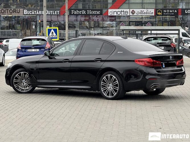 BMW 530e 41 interauto-car