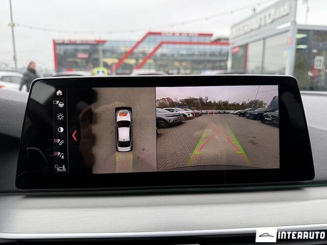 BMW 530e 49 interauto-car