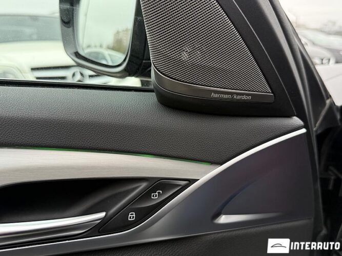 BMW 530e 59 interauto-car