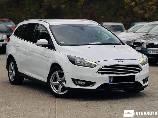 Ford Focus 30 interauto-car
