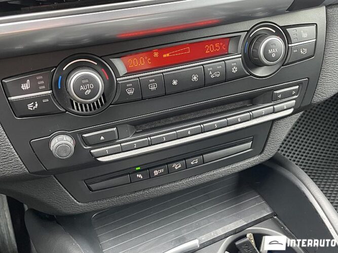 BMW X6 3.5i 44 interauto-car