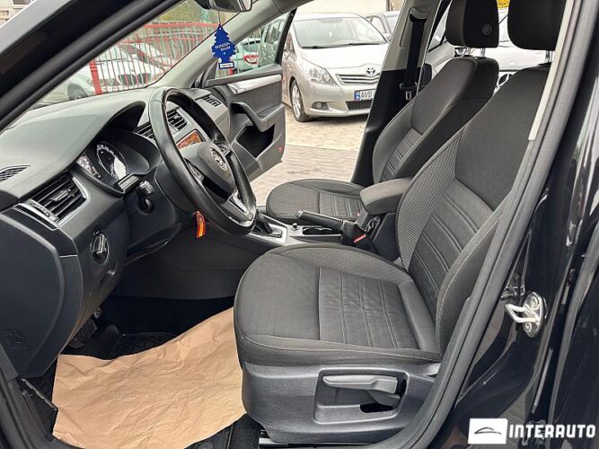 Skoda Octavia 33 interauto-car