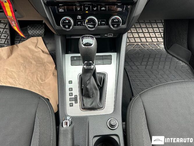 Skoda Octavia 40 interauto-car