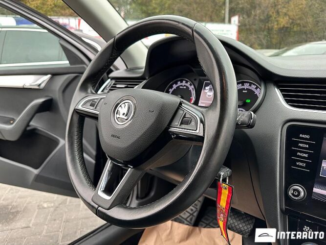 Skoda Octavia 36 interauto-car