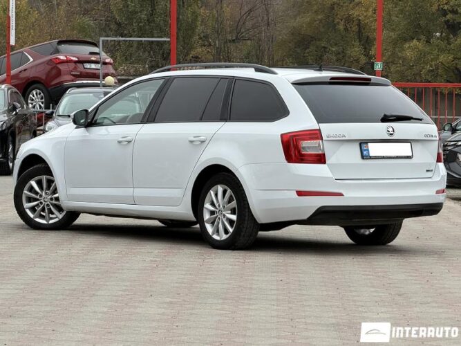 Skoda Octavia 32 interauto-car