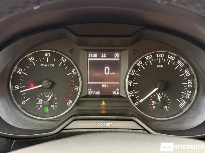 Skoda Octavia 38 interauto-car