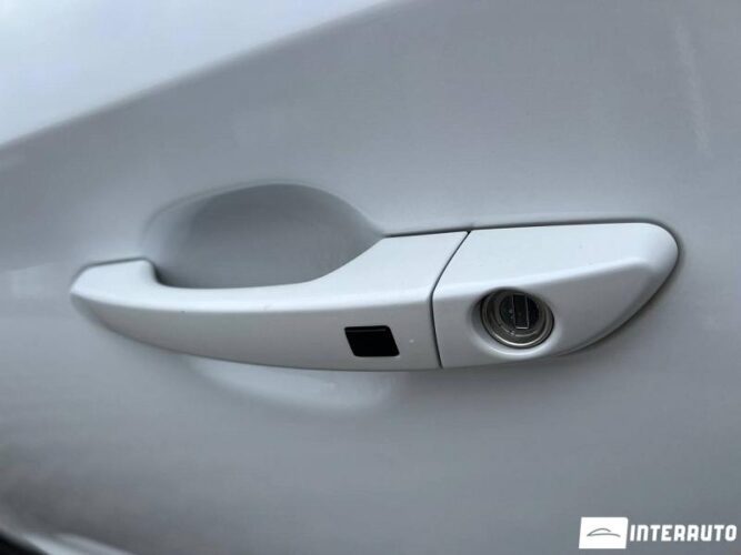 Hyundai Tucson 34 interauto-car