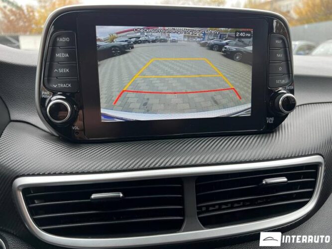 Hyundai Tucson 42 interauto-car