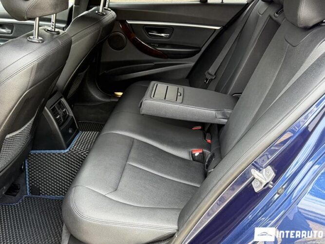 BMW 330 47 interauto-car