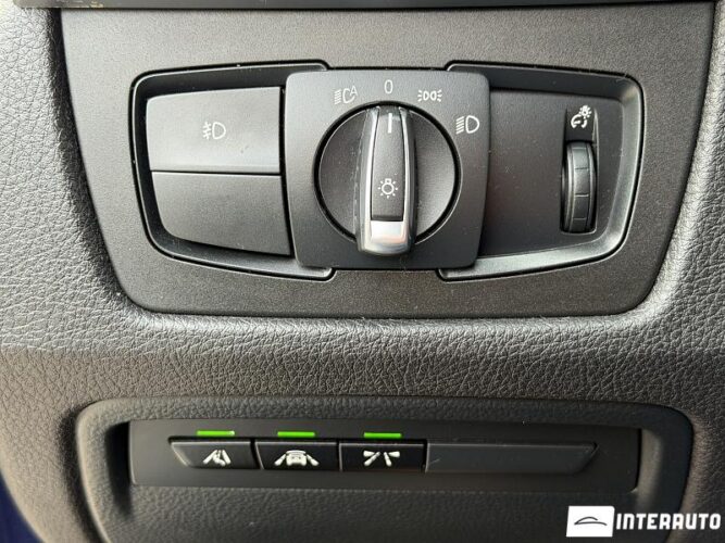 BMW 330 40 interauto-car