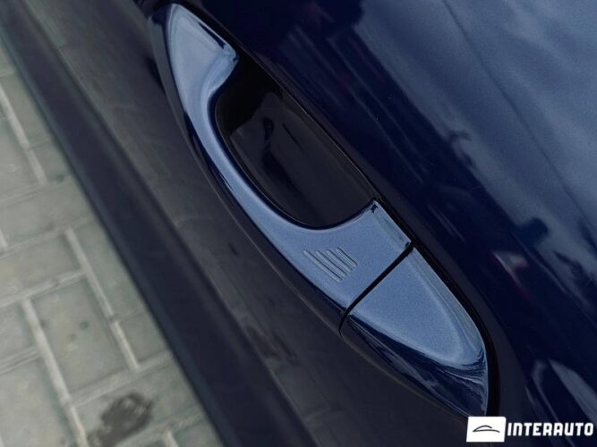 Ford Mustang 46 interauto-car