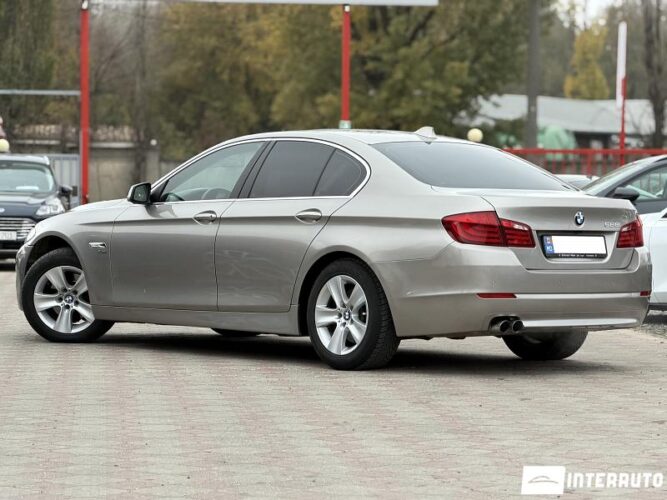 BMW 528 33 interauto-car