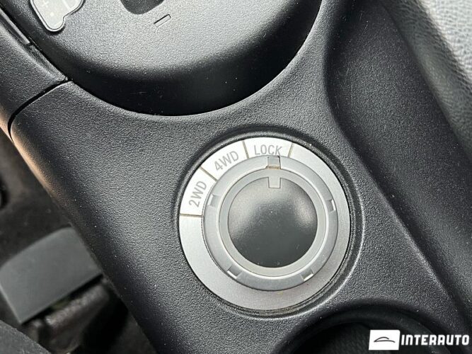 Mitsubishi Outlander XL 44 interauto-car