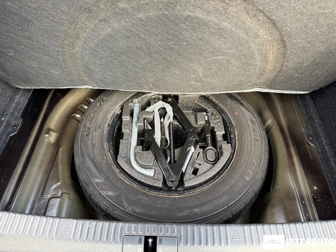 Skoda Superb 47 interauto-car